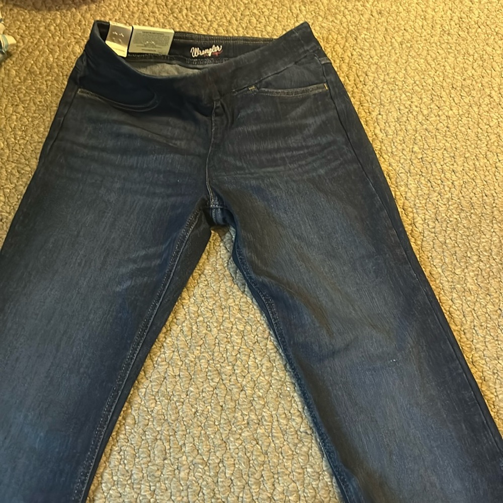 wrangle retro jeans size medium brand new with tags